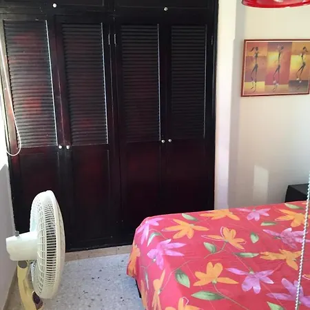Apto En El Cabrero Con Vista A La Ciudad Amurallada Apartamento