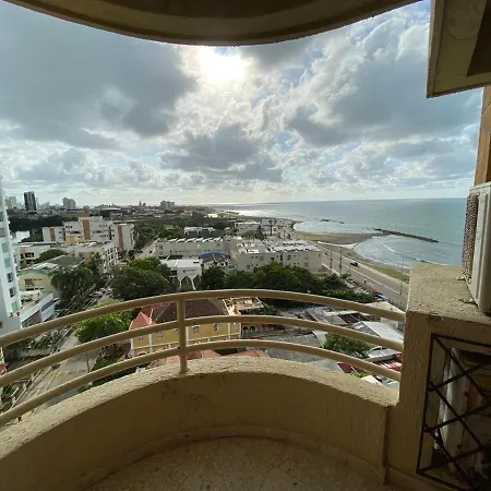 Apto En El Cabrero Con Vista A La Ciudad Amurallada