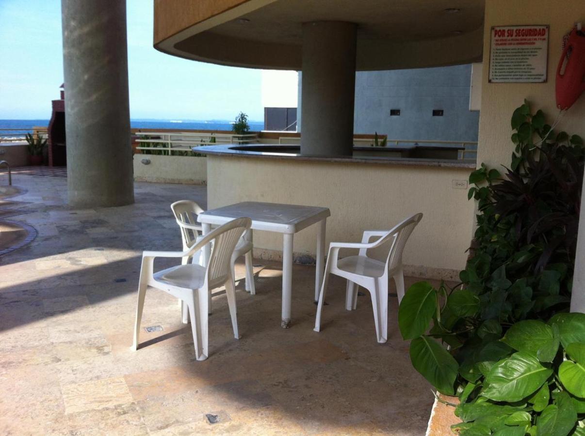 Apto En El Cabrero Con Vista A La Ciudad Amurallada